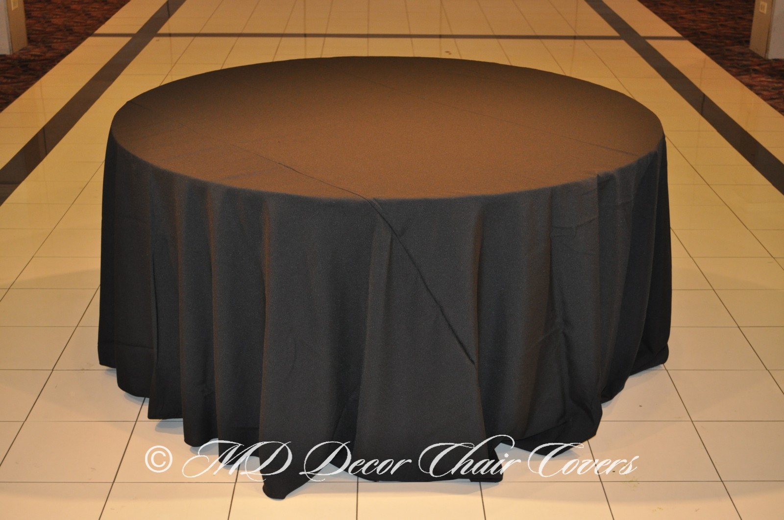 Black-Polyester-Tablecloth